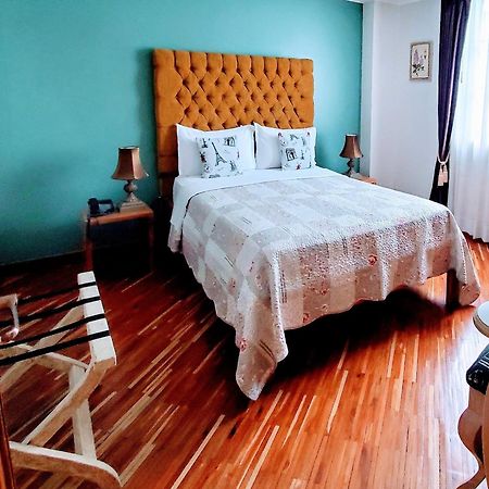 Casa Joaquin Boutique Hotel Quito Esterno foto